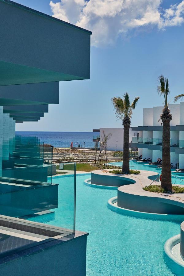 Atlantica Dreams מלון